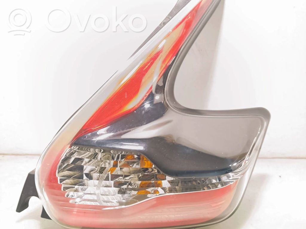 Nissan Juke I F15 Lampa tylna 