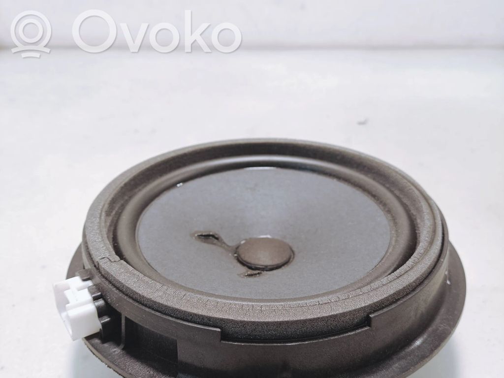 Jaguar XF X250 Rear door speaker 