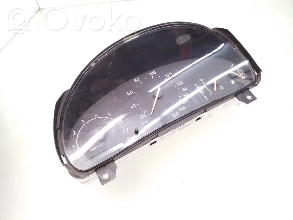 Saab 9-5 Speedometer (instrument cluster) 