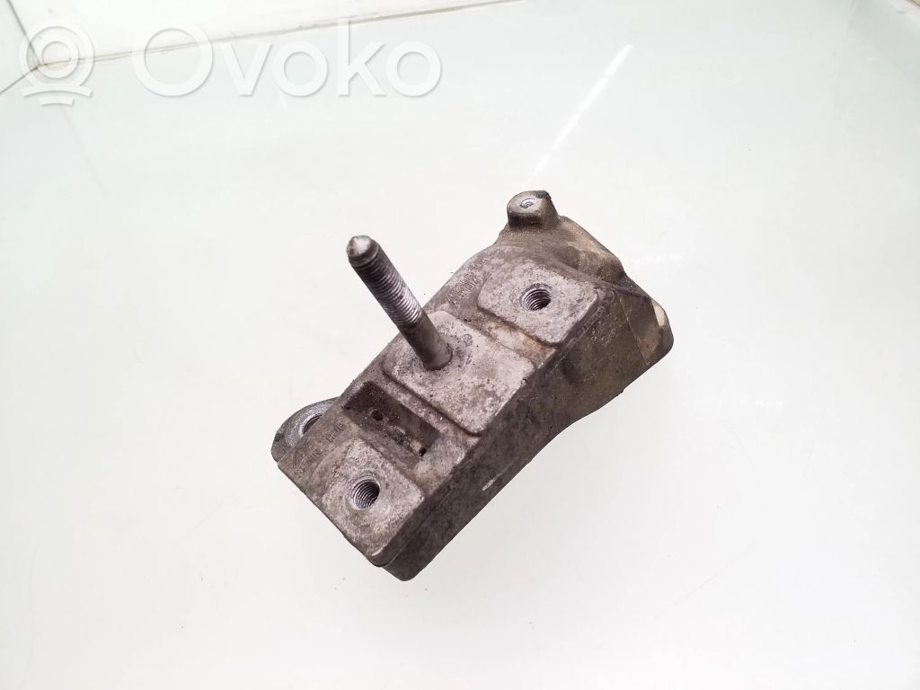 Seat Alhambra (Mk1) Engine mounting bracket 