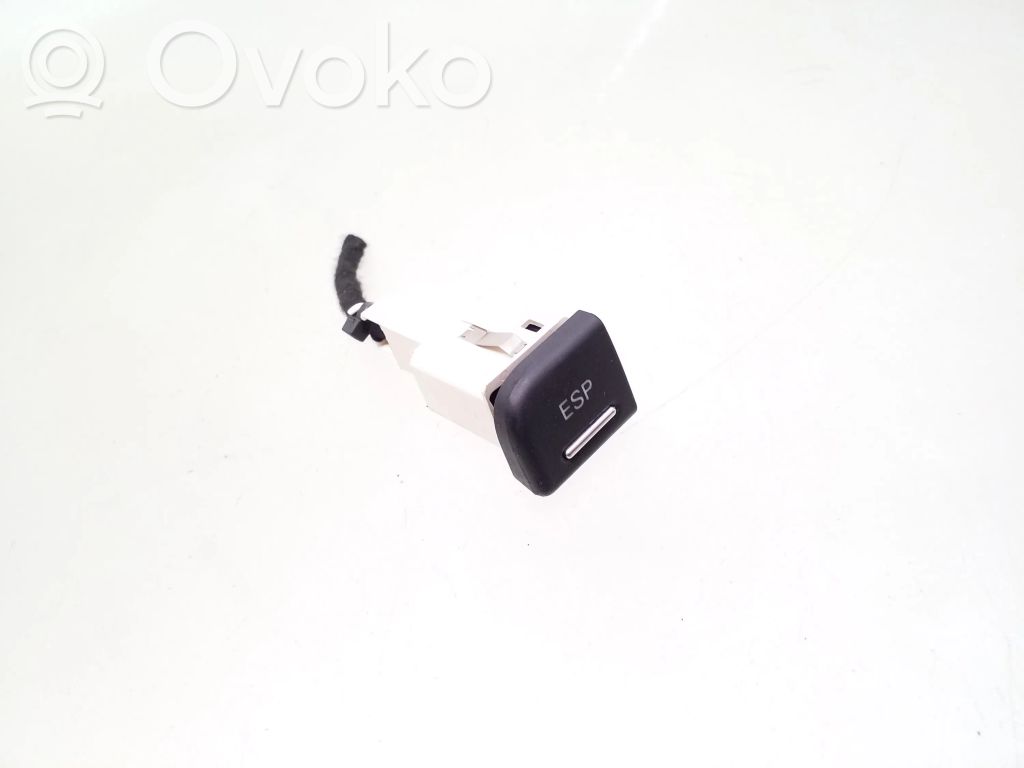 ESP (stability program) switch   8E1927134C