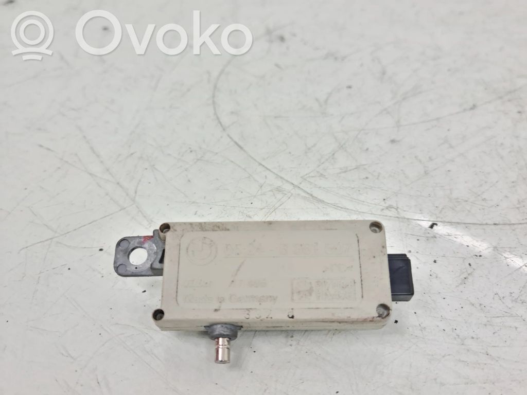 BMW 5 E39 Antenos stiprintuvas 