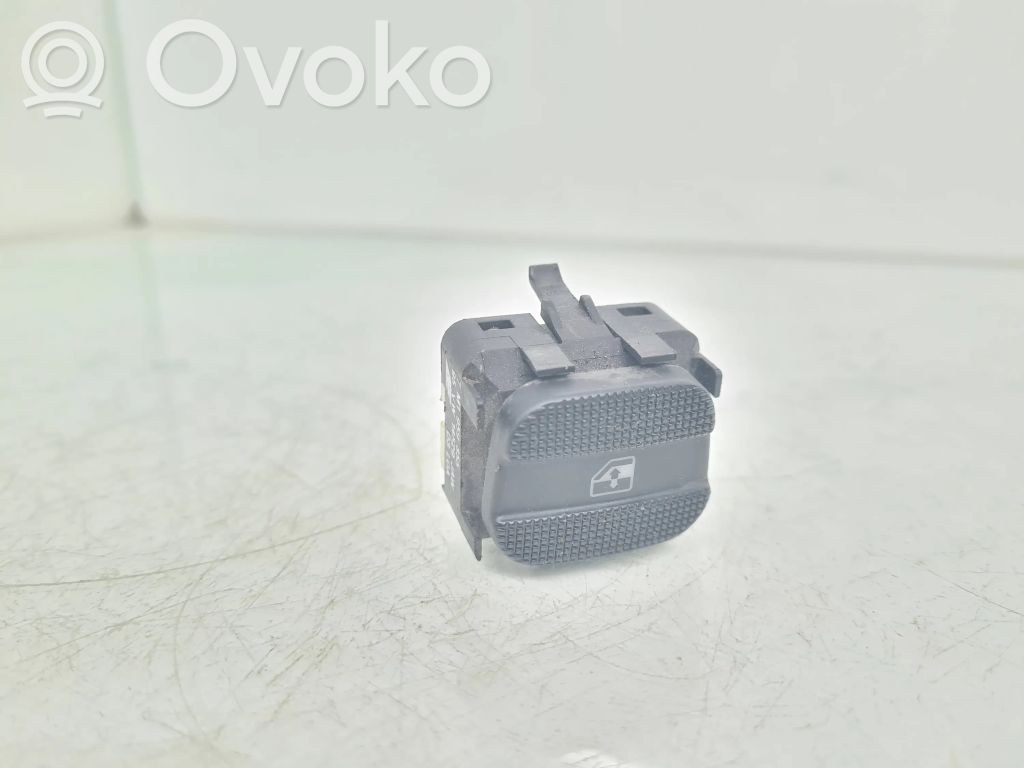 Seat Alhambra (Mk1) Electric window control switch 