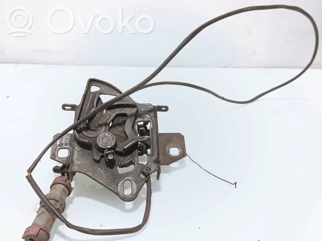 Volkswagen PASSAT B5 Zamek pokrywy przedniej / maski silnika 