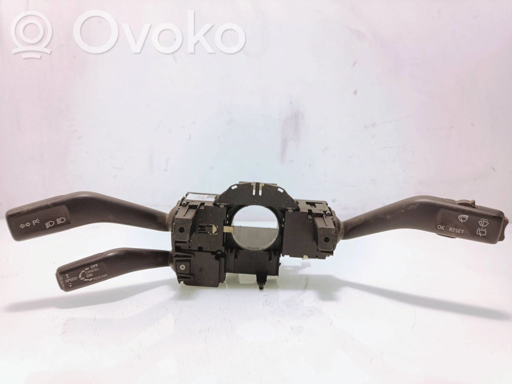 Volkswagen PASSAT B6 Leva/interruttore dell’indicatore di direzione e tergicristallo 