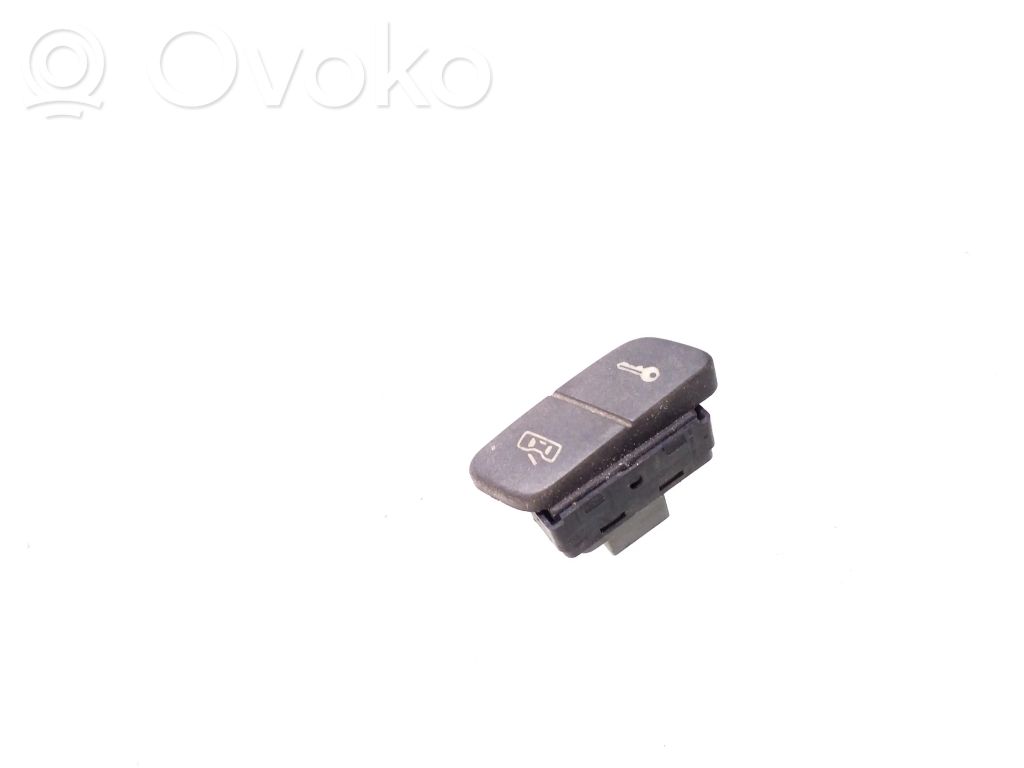 Volkswagen Polo Central locking switch button 