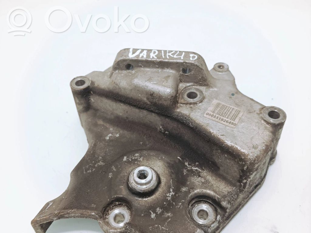 Opel Zafira B Moottorin kiinnikekorvake (käytetyt) 