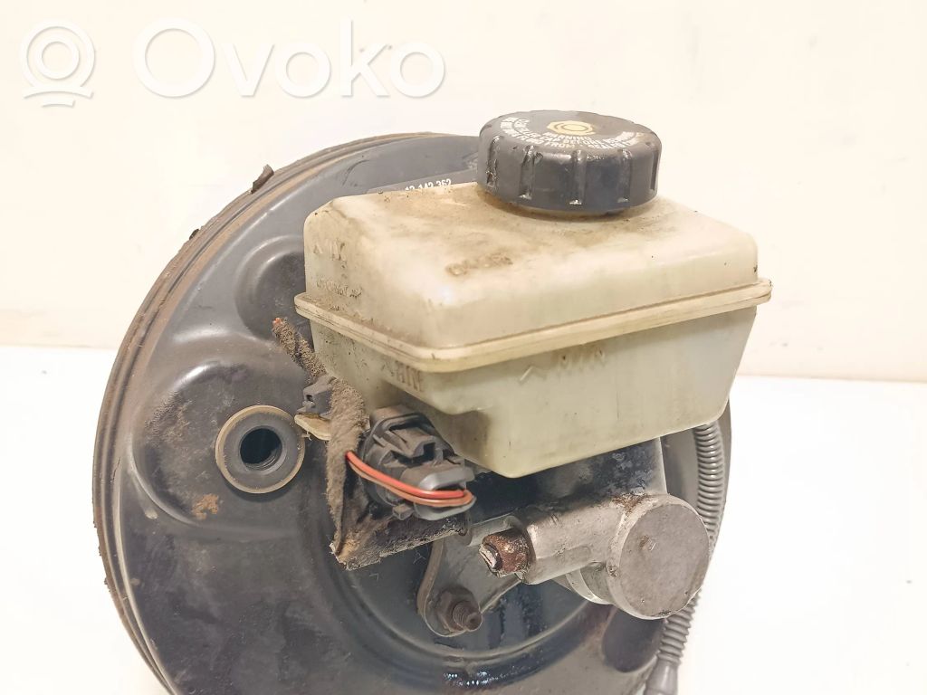 Opel Zafira B Servofreno
