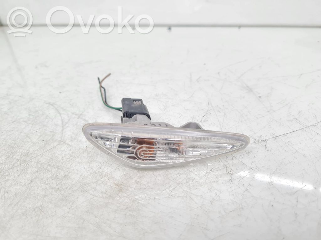 Etupuskurin suuntavilkku   GS1F51130