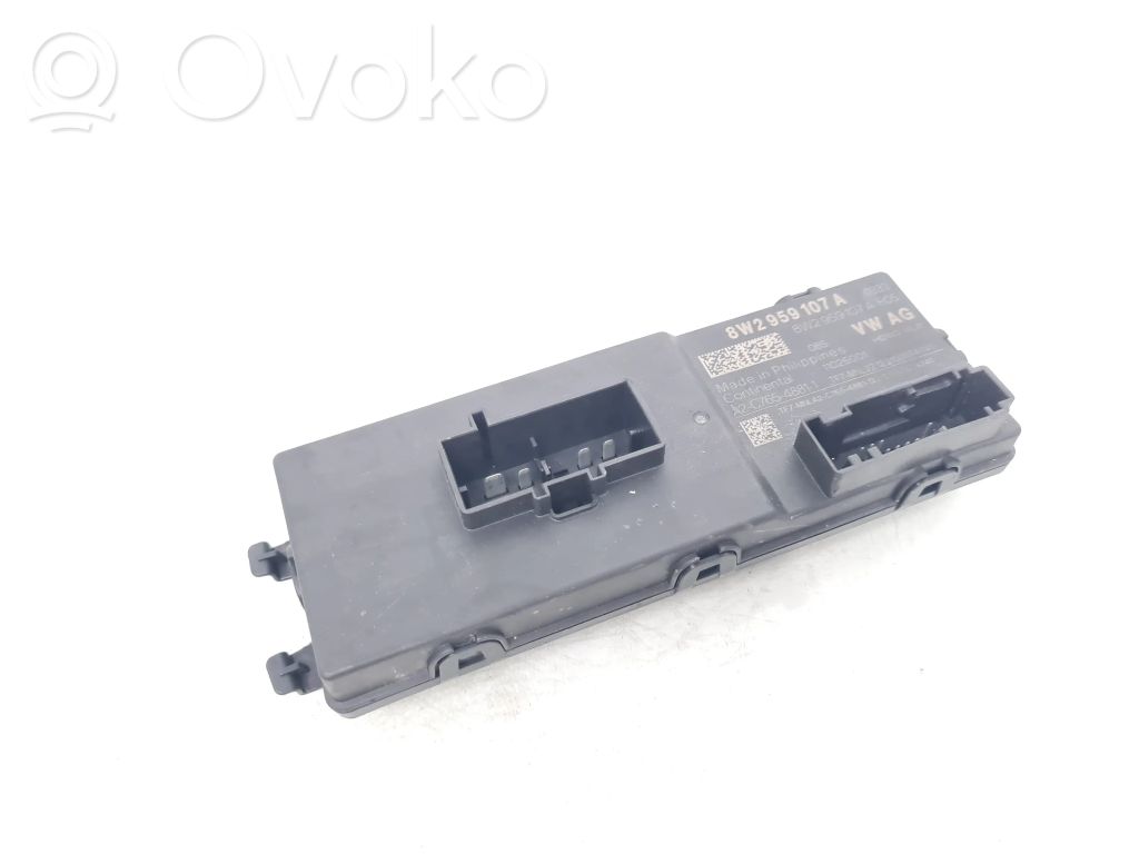 Porsche Taycan 9J1 Tailgate/trunk control unit/module 
