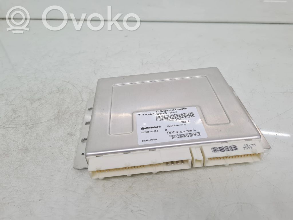 Tesla Model S Suspension control unit/module 
