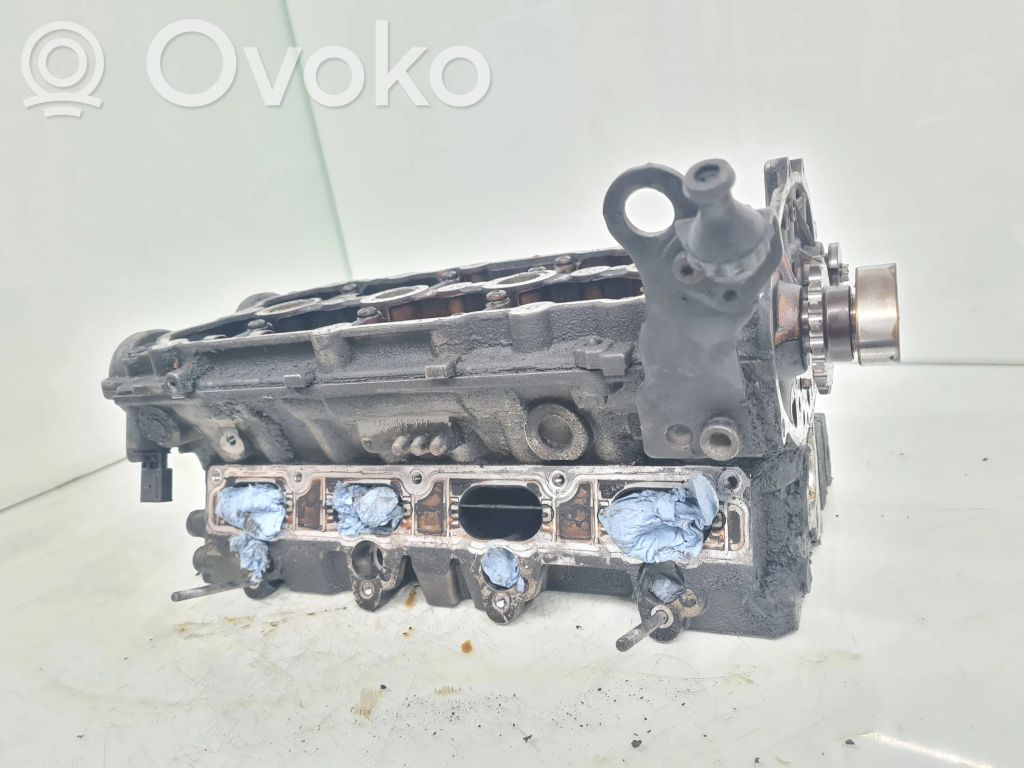 Volkswagen PASSAT B6 Engine head 