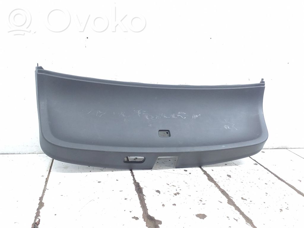 Polestar 2 Poszycie klapy tylnej bagażnika i inne elementy 