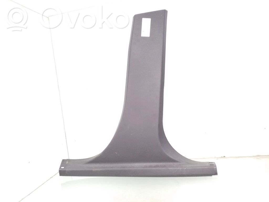 Ford Fiesta Pilar (B) (inferior) 