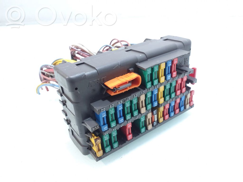 Peugeot 405 Fuse module 