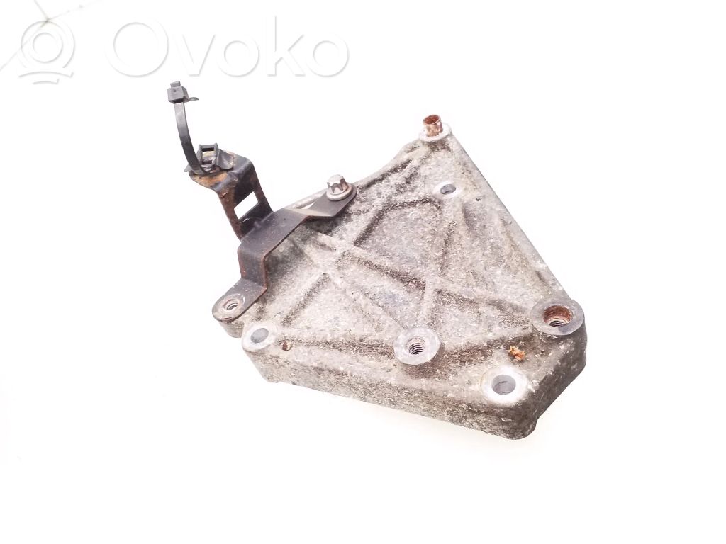 Engine mounting bracket   73502146