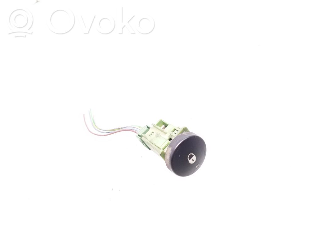 Peugeot Partner Central locking switch button 