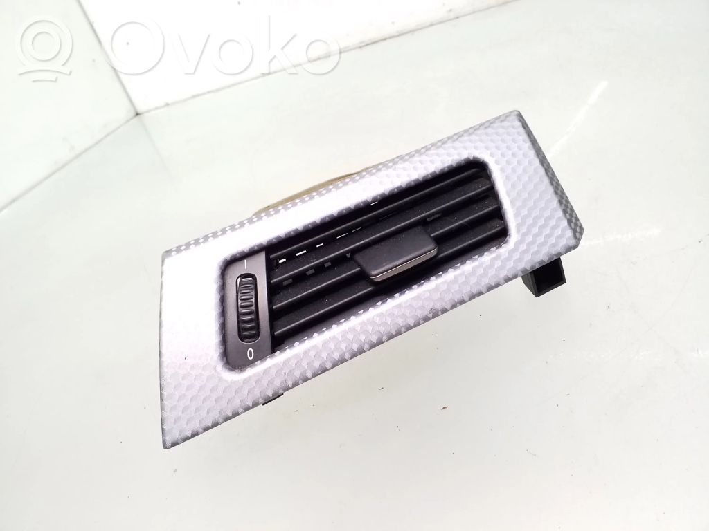 BMW 5 E60 E61 Šoninės oro grotelės 