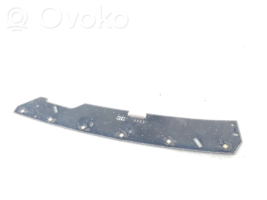 Element lampy przedniej   PWB20253