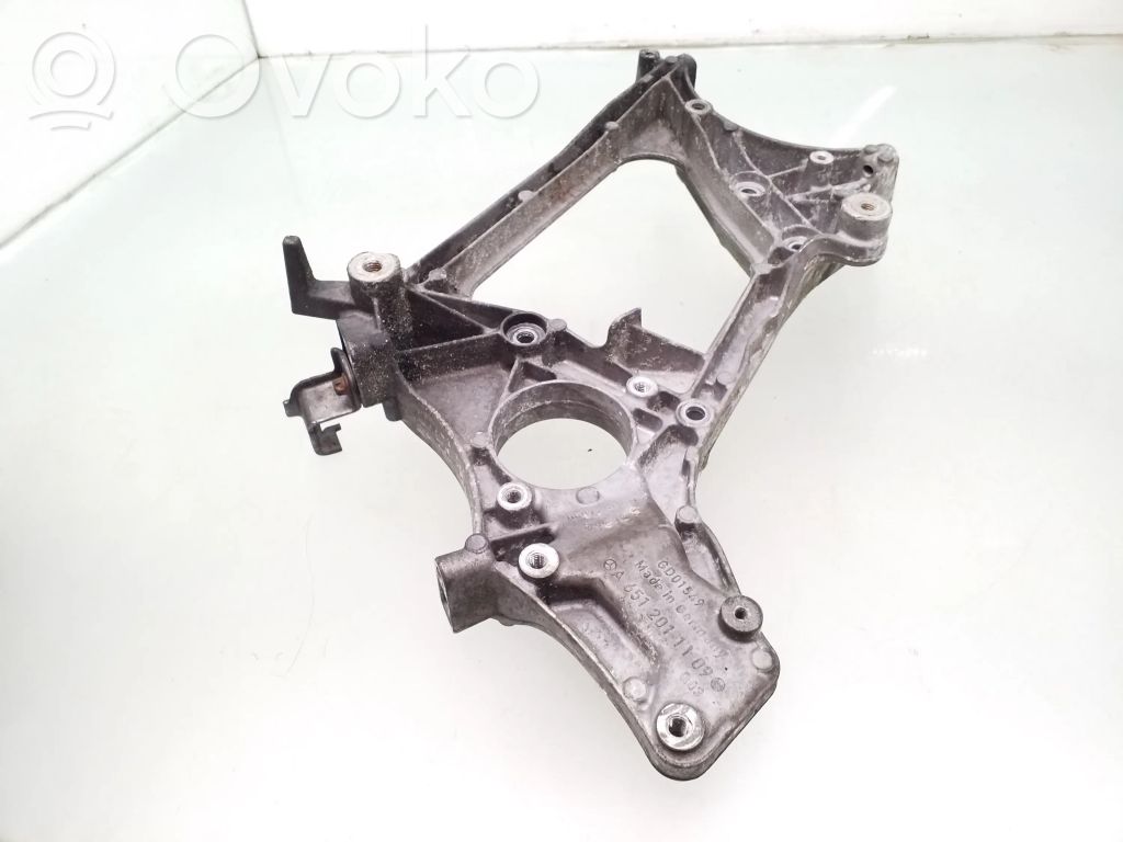 Mercedes-Benz E W212 Supporto del generatore/alternatore
