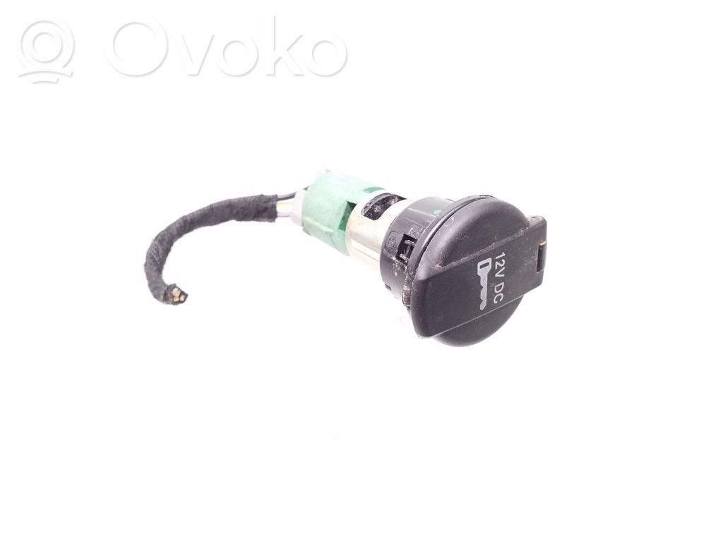 Citroen Jumper 12 V Socket (front) 
