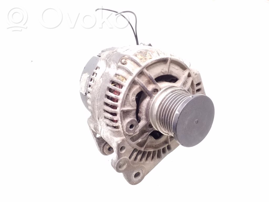 Volkswagen PASSAT B4 Alternator 