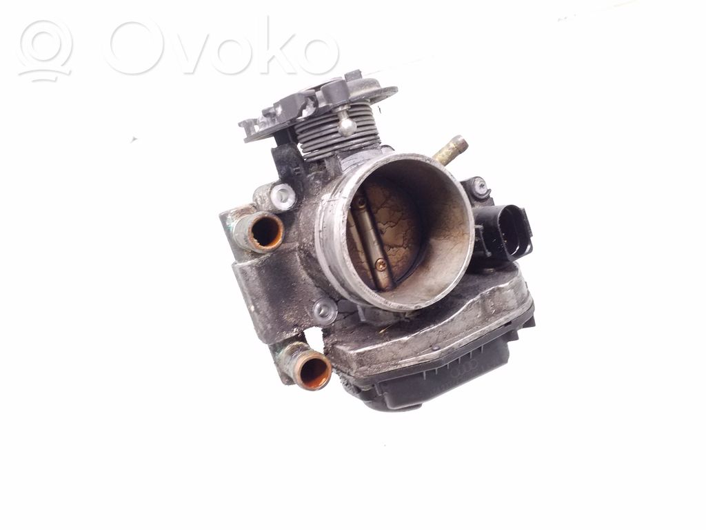 Audi A4 S4 B5 8D Throttle valve 
