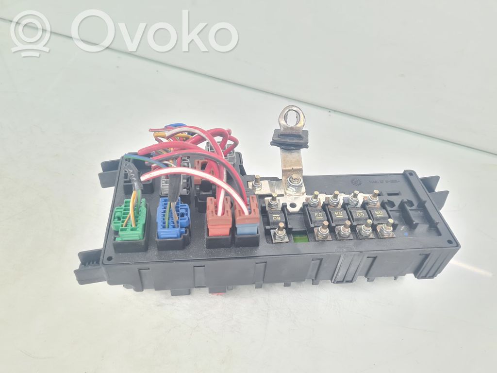 Módulo de fusible   8651187,518323217,9441161,9441158,V23134J52X346