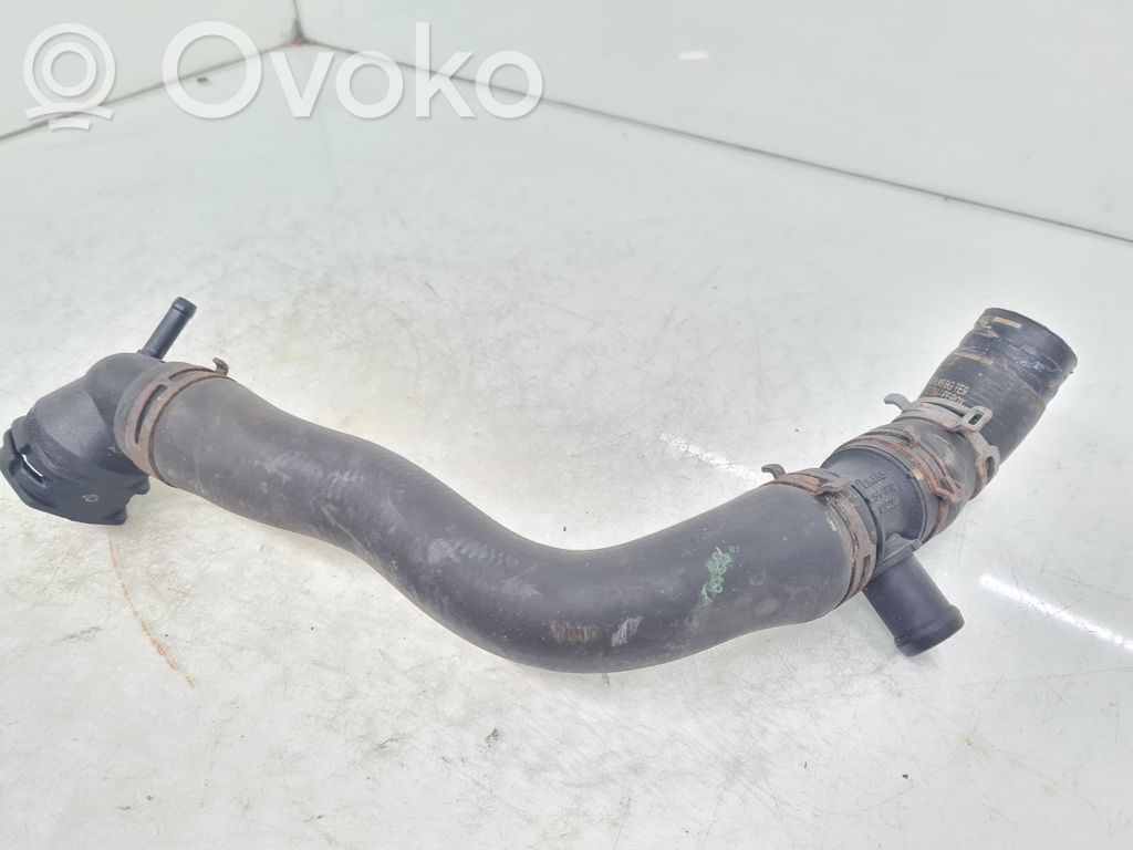 Volkswagen Tiguan Tubo flessibile del liquido di raffreddamento del motore 