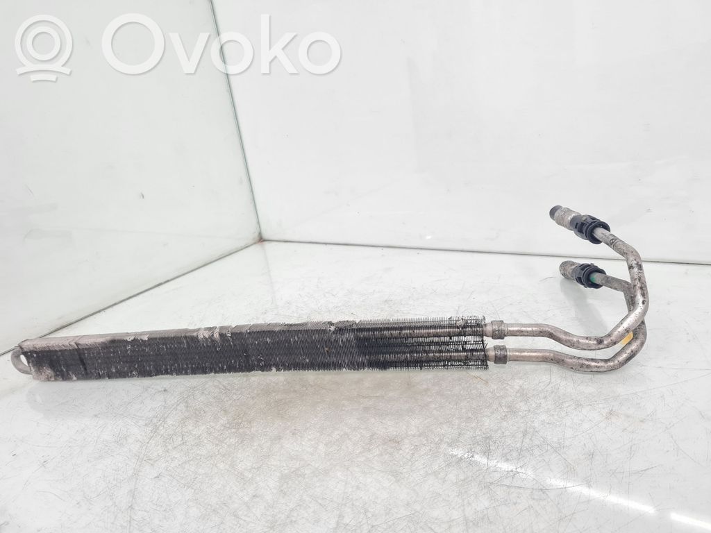 BMW 5 E60 E61 Vairo stiprintuvo radiatorius 