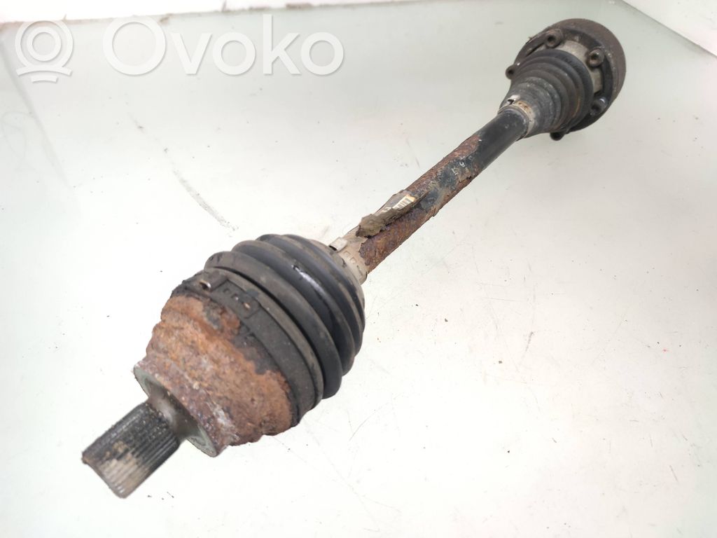 Volkswagen PASSAT B6 Półoś przednia 