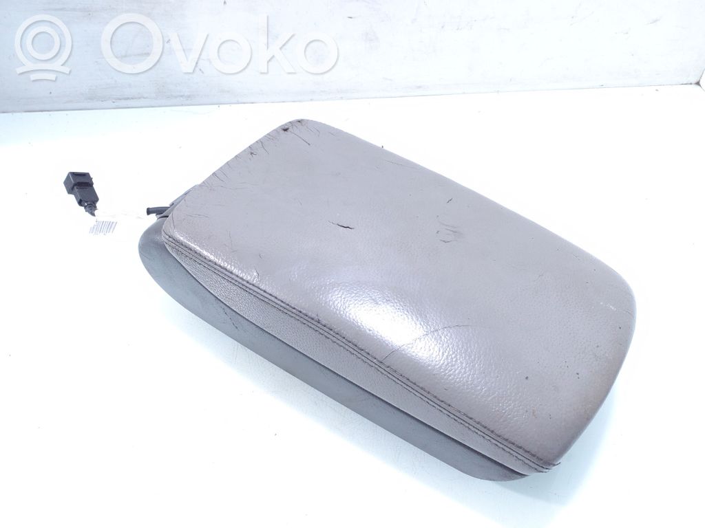 Audi A6 S6 C6 4F Armrest 