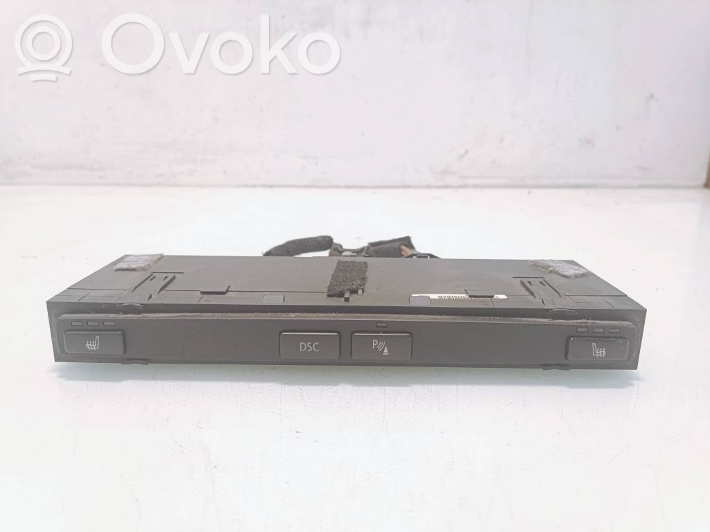 BMW 5 E60 E61 Seat heating switch 