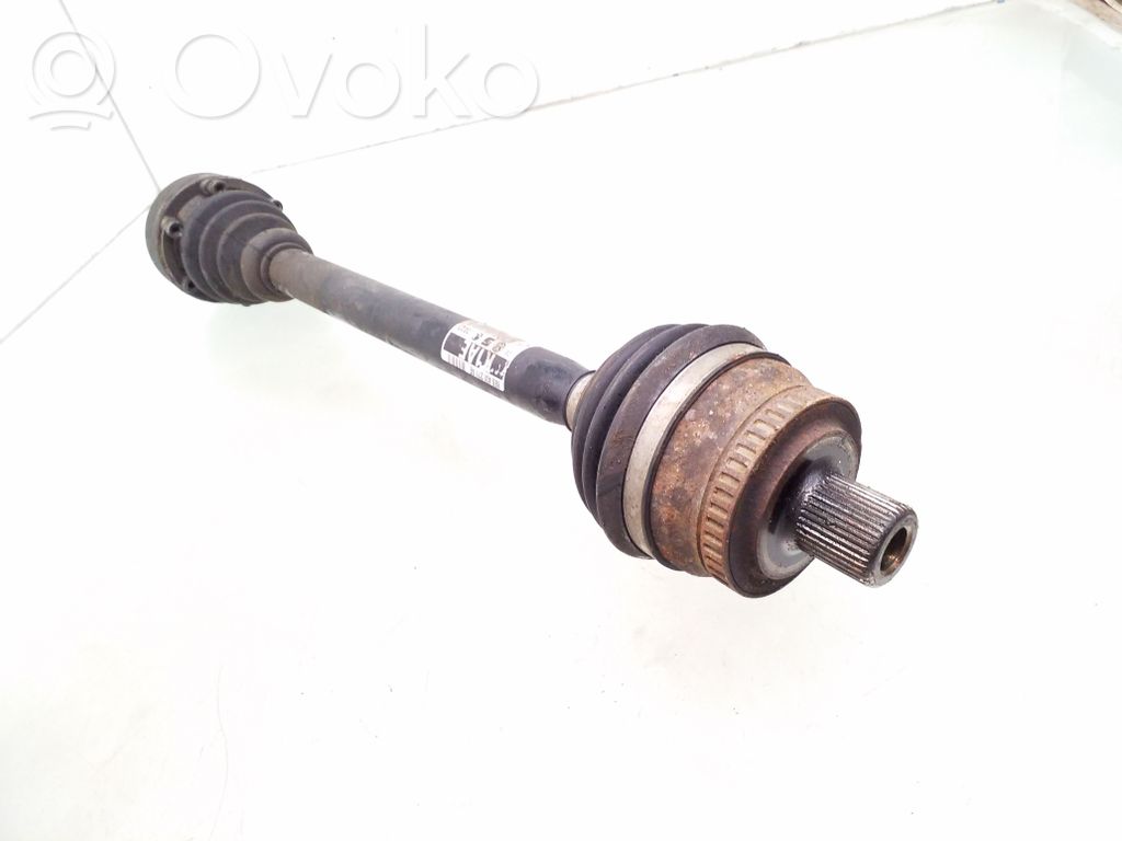Audi A4 S4 B6 8E 8H Półoś przednia 