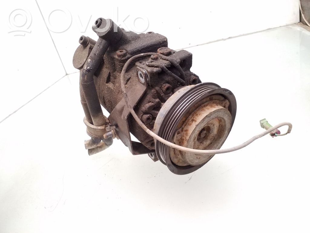 Volkswagen PASSAT B5 Compresor (pompă) aer condiționat (A/C)