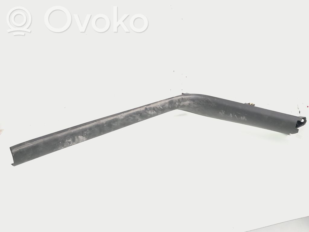 Tesla Model Y Priekinio slenksčio apdaila (vidinė) 