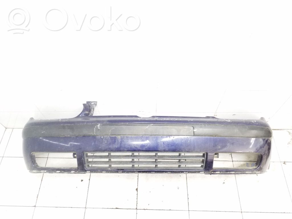 Volkswagen Golf IV Parachoques delantero 