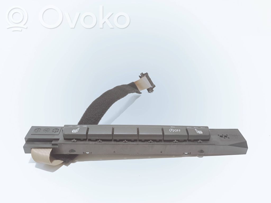 BMW 1 E81 E87 Seat heating switch 