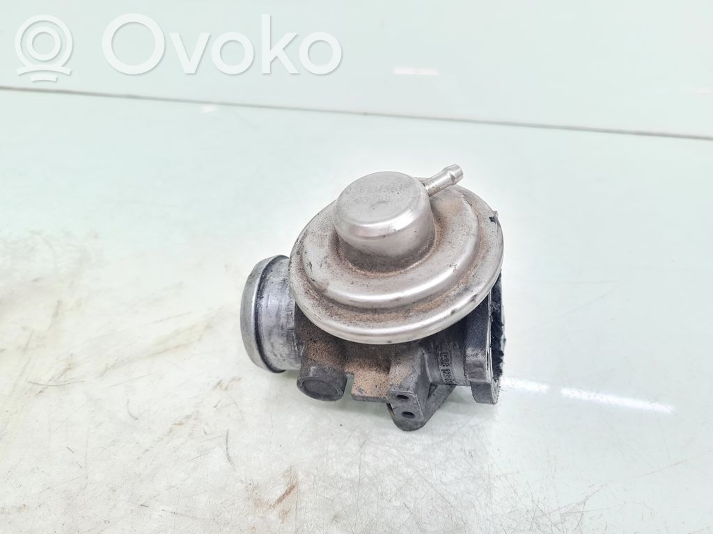 Zawór EGR   038131501E,038129637