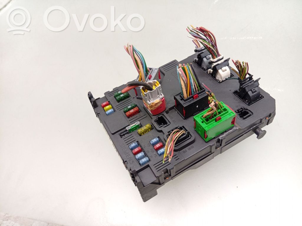 Citroen Xsara Picasso Fuse module 