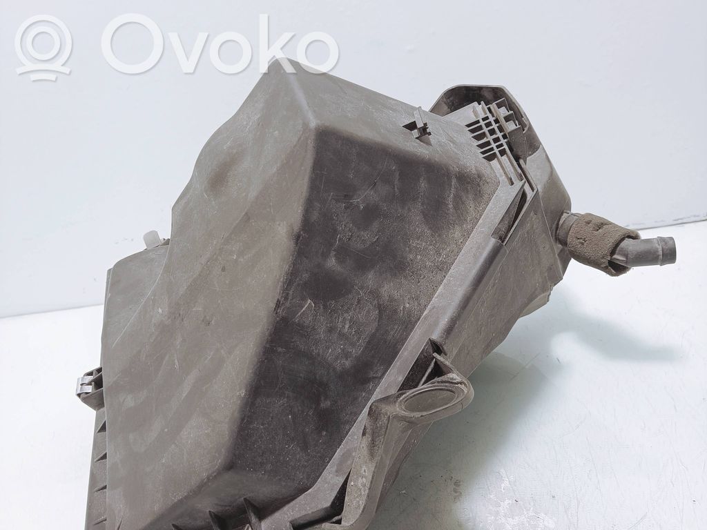 BMW 3 E90 E91 Air filter box 