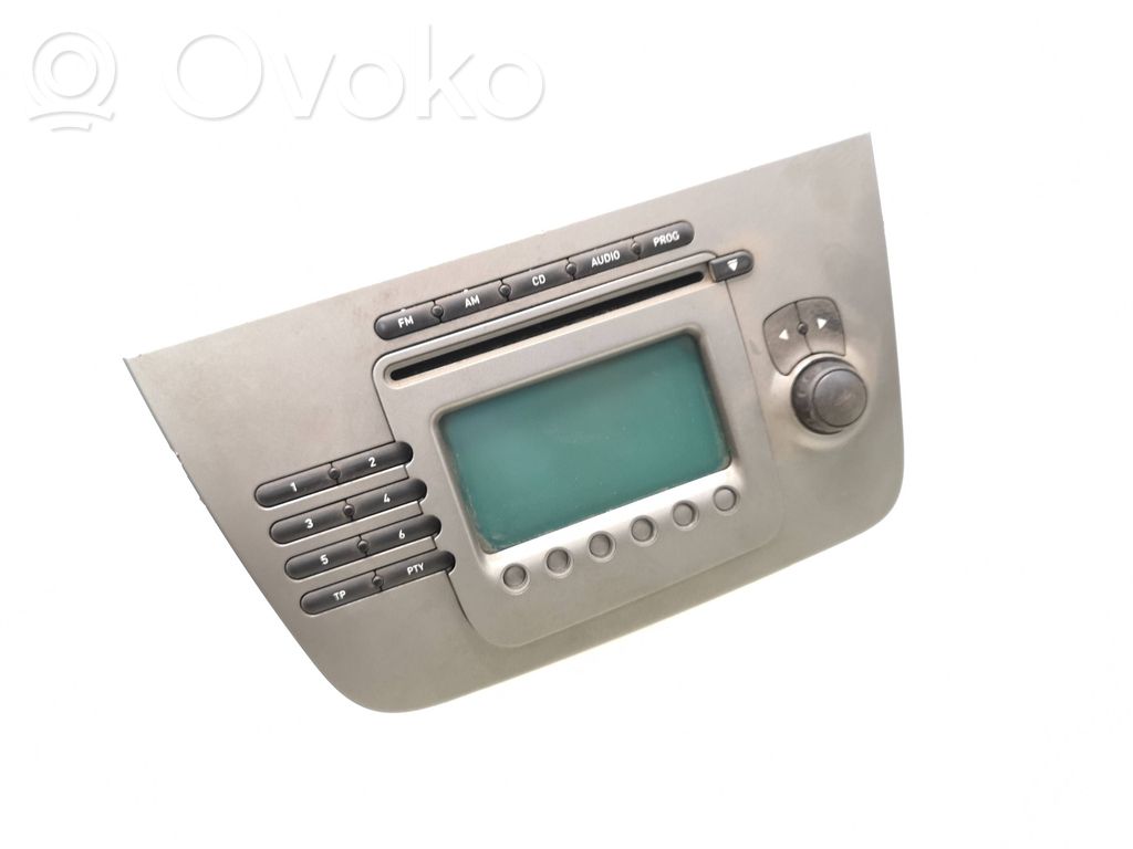 Panel / Radioodtwarzacz CD/DVD/GPS   5P2035152,8157644342366