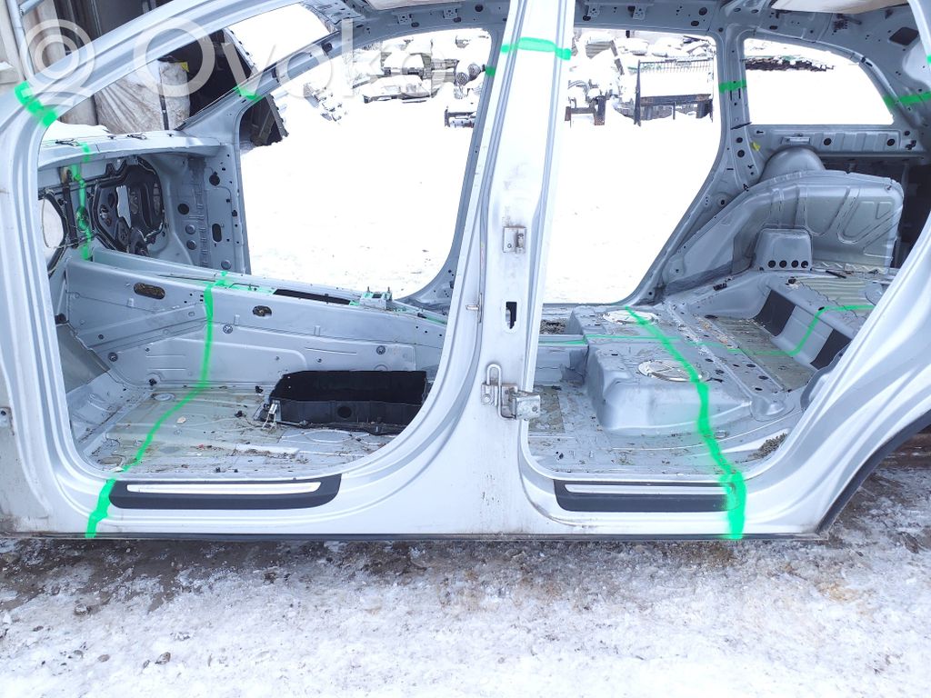 Audi Q7 4L Pilier