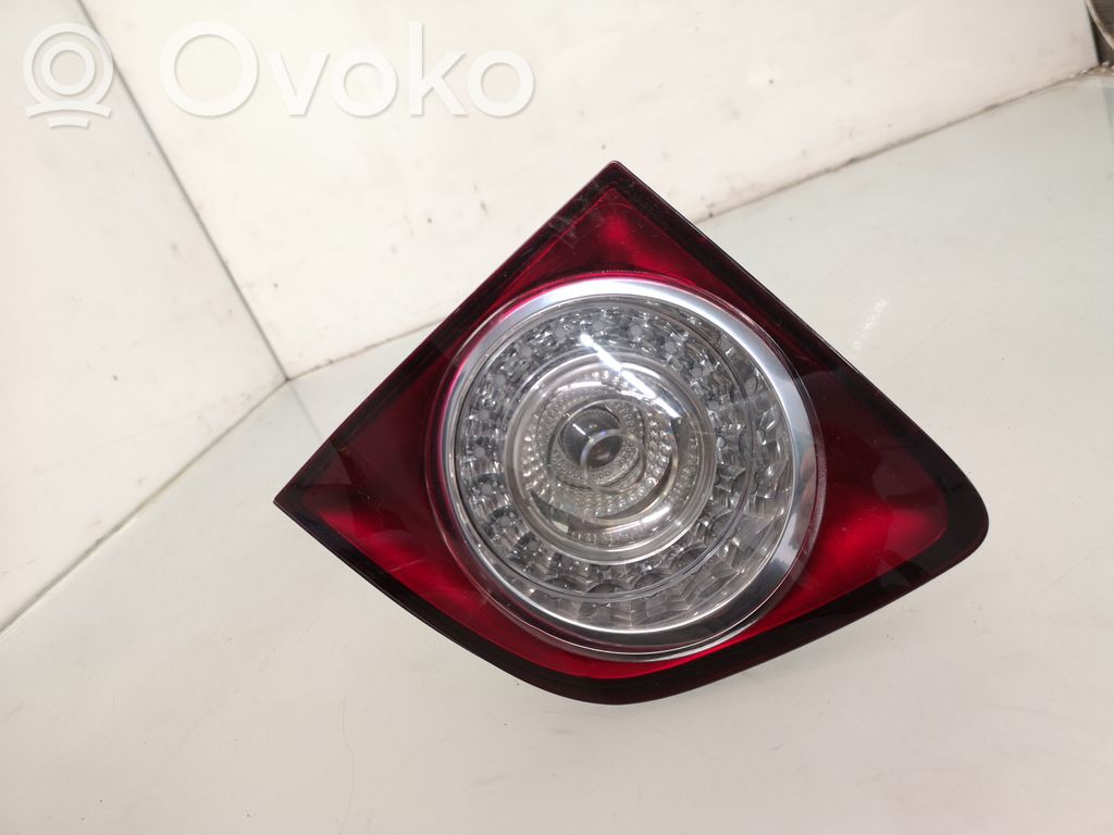 Volkswagen Golf Plus Lampă spate în capacul portbagajului 