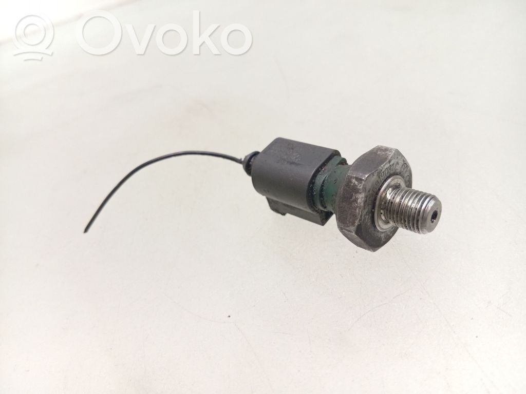 Volkswagen Golf VI Sensore di pressione dell’olio 