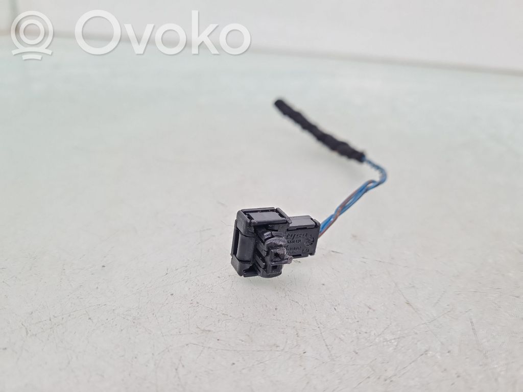 BMW 7 F01 F02 F03 F04 Inna wiązka przewodów / kabli 