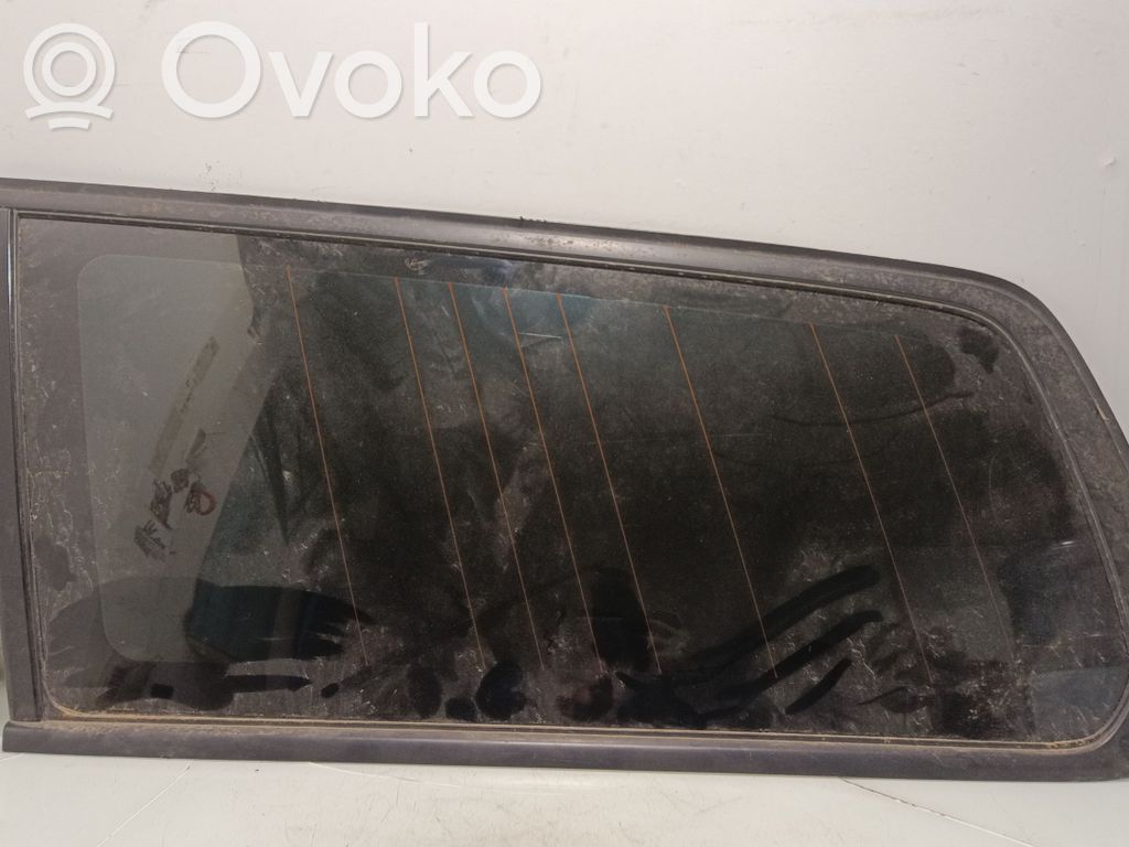 Rear side window   AS2