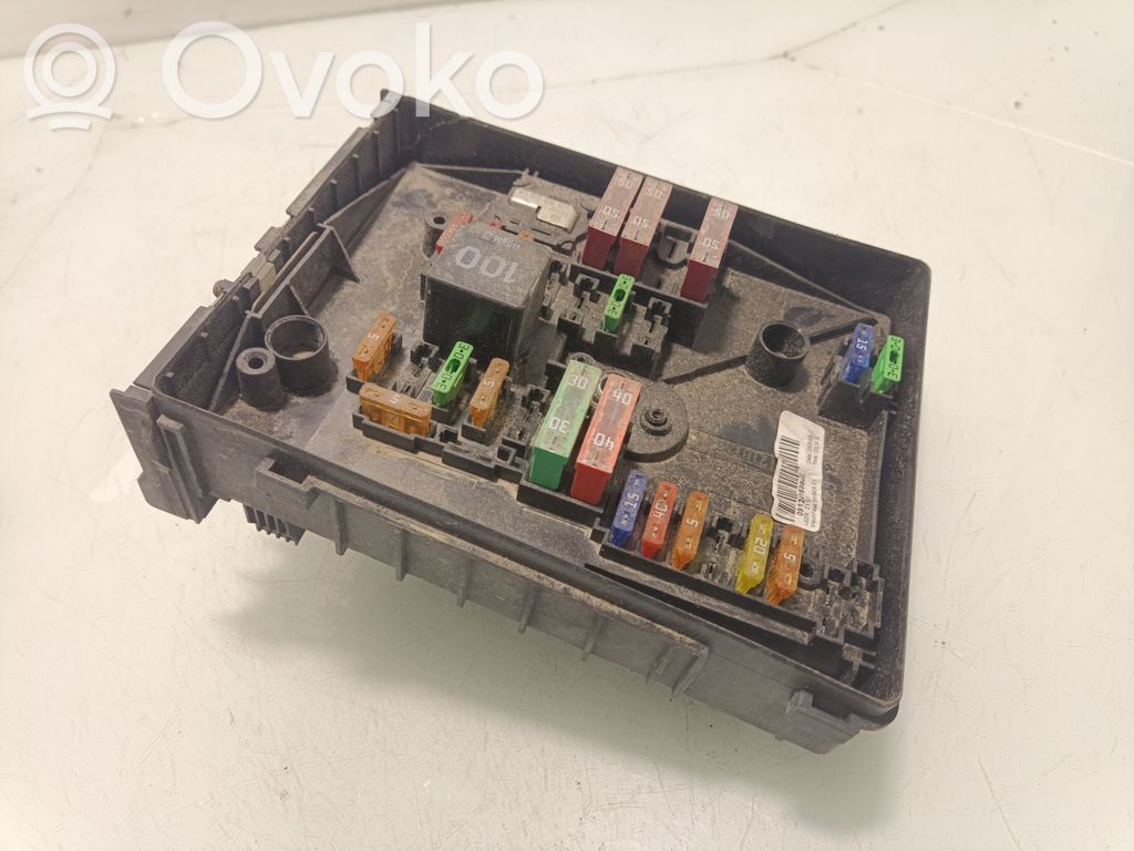 Skoda Octavia Mk2 (1Z) Modul siguranțe 