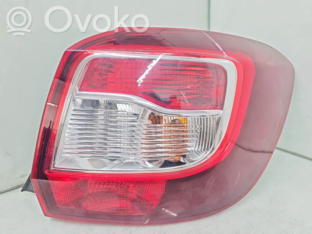 Dacia Sandero II Lampă spate în caroserie 