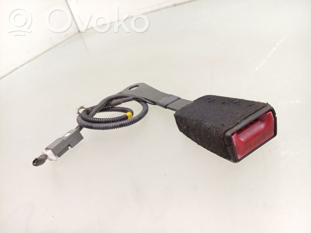 KIA Ceed Gurtschloss vorne 